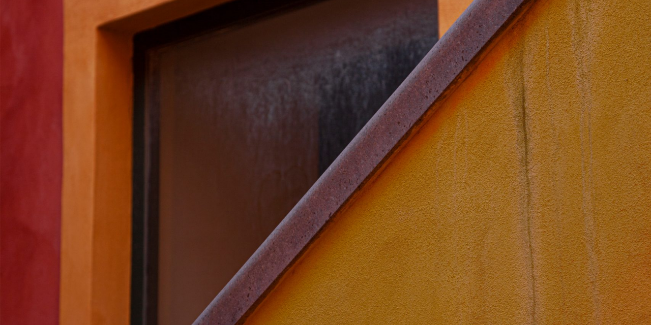 “Linee e Colori al Rione Terra di Pozzuoli”. Mostra Fotografica di SAX PALUMBO al 10° Festival Nazionale della Fotografia UCOP 2022